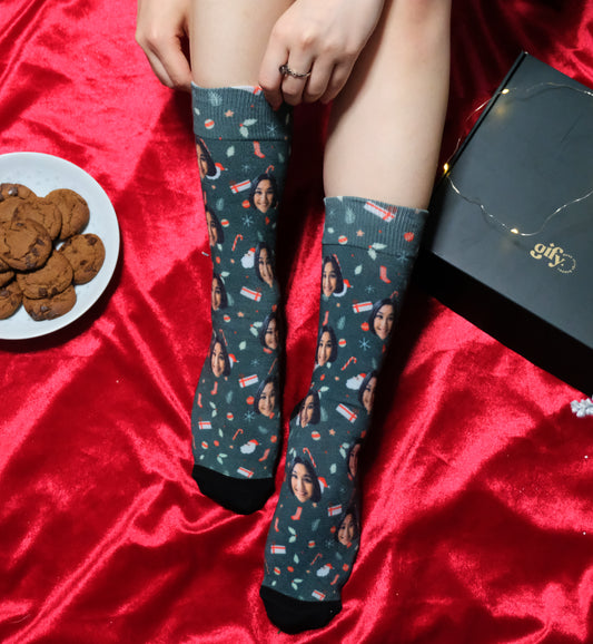 Customized Veriegated Leaf Socks